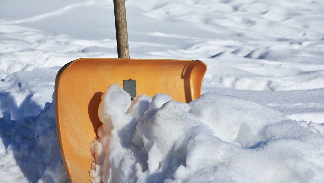 snow shovel, winter service, winter, snow, clearance service, winter clearance service, shoveling, new zealand, snowed in, wintry, snow shovel, snow shovel, snow shovel, nature, snow shovel, snow shovel